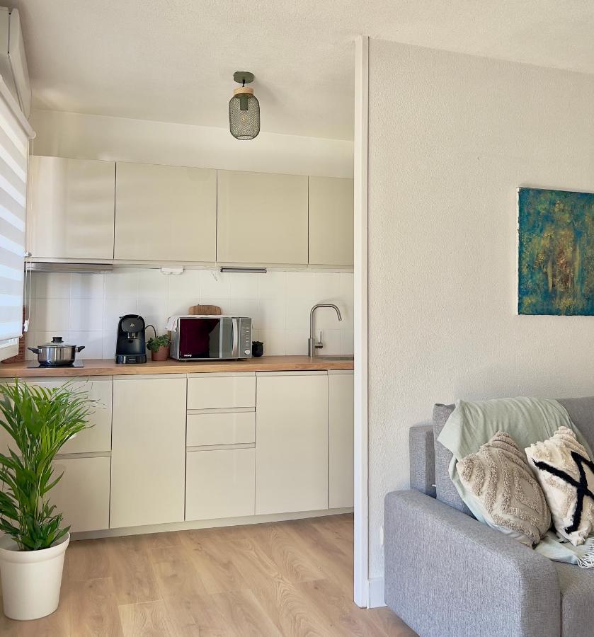 La Voulzie Appartement - Proche Centre Avec Parking Prive Provins Esterno foto